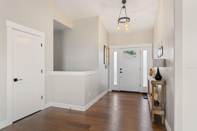 2357 Robertson, Grants Pass, OR 97527