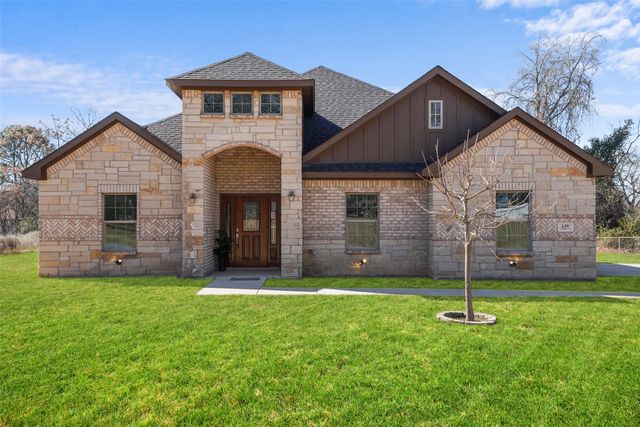 639 Legendary Lane, Gun Barrel City, TX 75156
