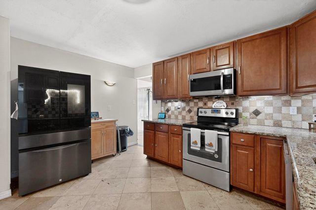 3402 Aquarius Circle, Garland, TX 75044