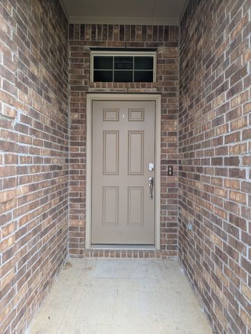 1740 Alamandine Avenue, Cross Roads, TX 76227