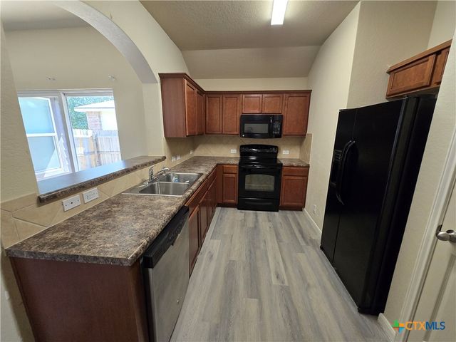 3428 Zachary Street, Seguin, TX 78155