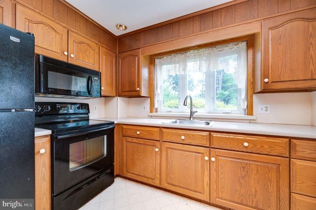 118 EMERALD AVE, Reading, PA 19606
