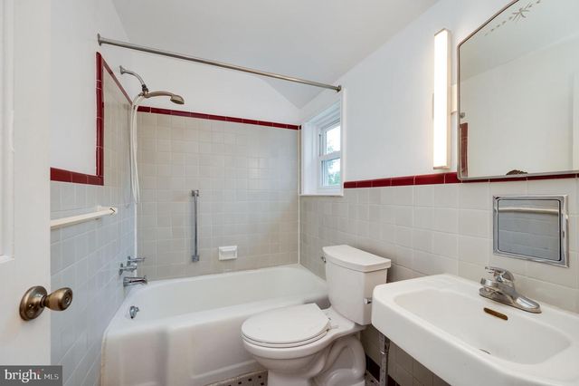 118 EMERALD AVE, Reading, PA 19606