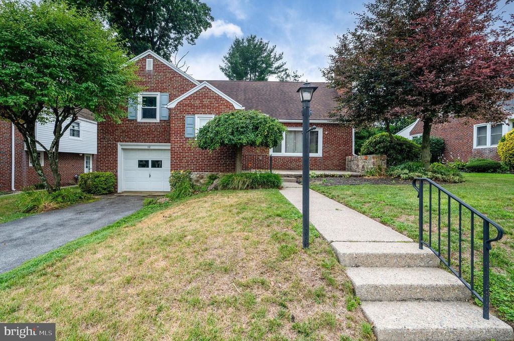 118 EMERALD AVE, Reading, PA 19606