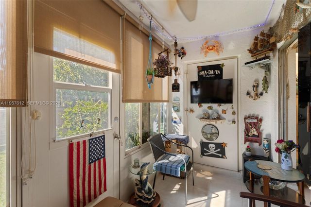 452 N Laurel Dr 1503, Margate, FL 33063