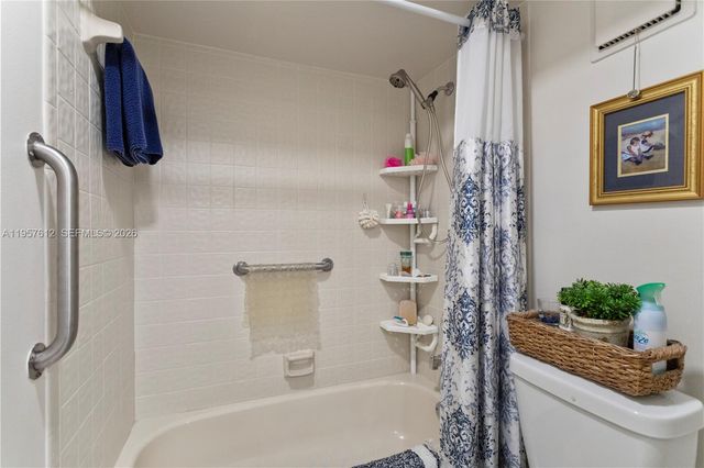 452 N Laurel Dr 1503, Margate, FL 33063