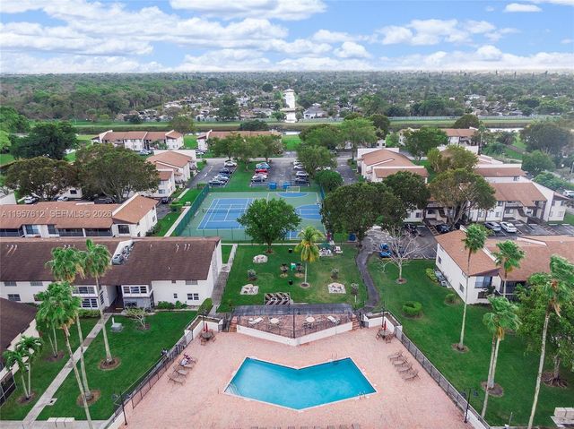 452 N Laurel Dr 1503, Margate, FL 33063