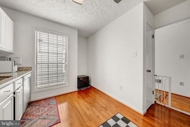 10147 OAKTON TERRACE RD, Oakton, VA 22124