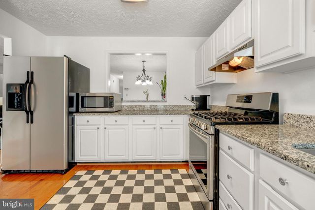 10147 OAKTON TERRACE RD, Oakton, VA 22124