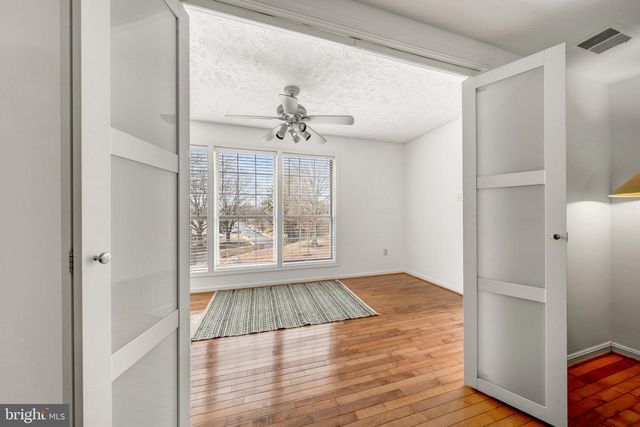 10147 OAKTON TERRACE RD, Oakton, VA 22124