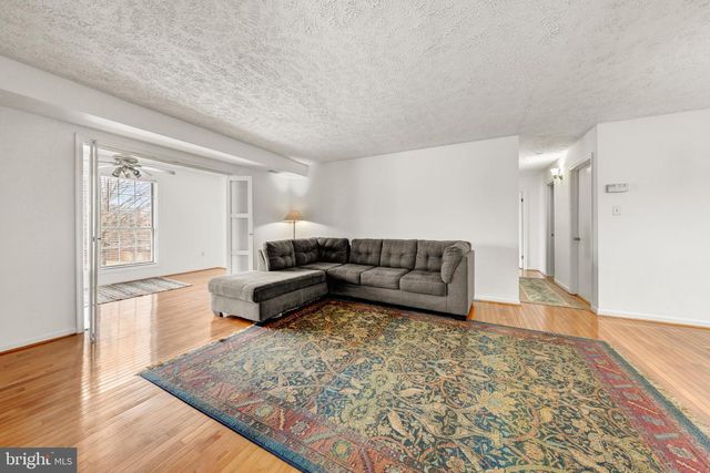 10147 OAKTON TERRACE RD, Oakton, VA 22124