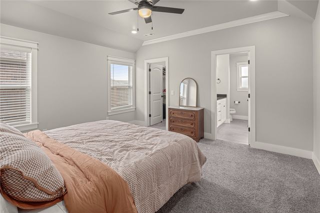 28 E Loveland Loop, Farmington, AR 72730