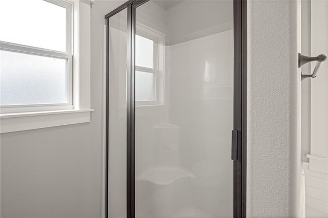 28 E Loveland Loop, Farmington, AR 72730