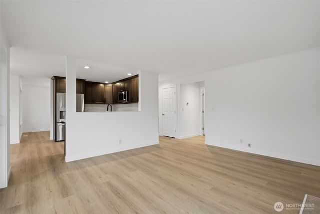 8703 NE 144th Court, Kirkland, WA 98034