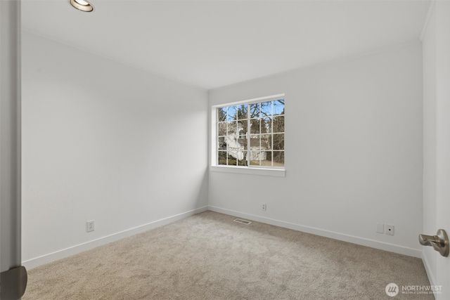 8703 NE 144th Court, Kirkland, WA 98034