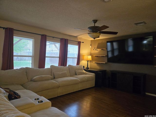 5927 Onyx Way, San Antonio, TX 78222