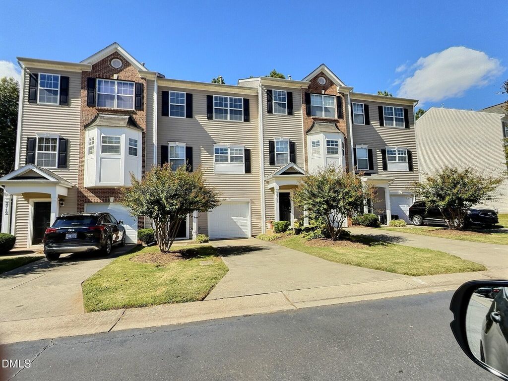 2710 Wyntercrest Lane, Durham, NC 27713