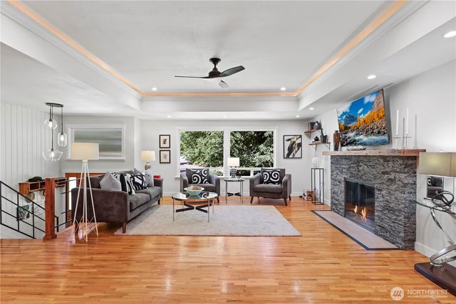 12100 105th Place NE, Kirkland, WA 98034