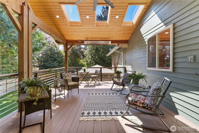 12100 105th Place NE, Kirkland, WA 98034