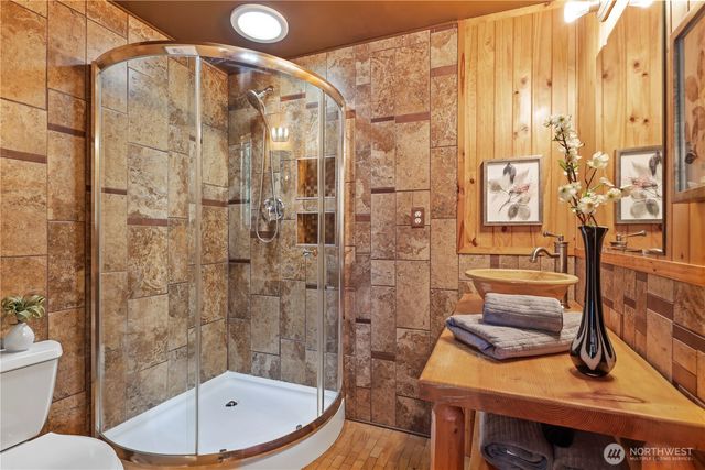 12100 105th Place NE, Kirkland, WA 98034