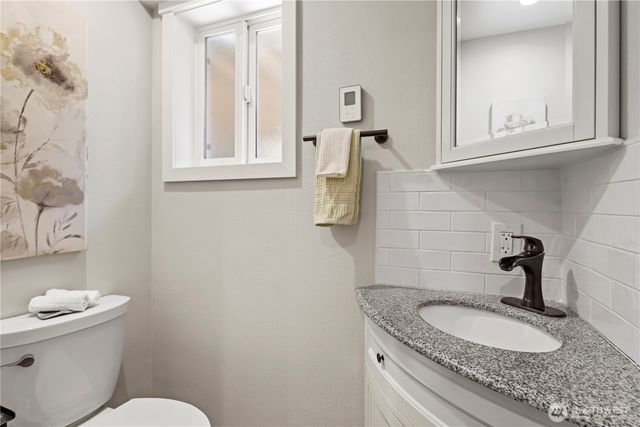 12100 105th Place NE, Kirkland, WA 98034