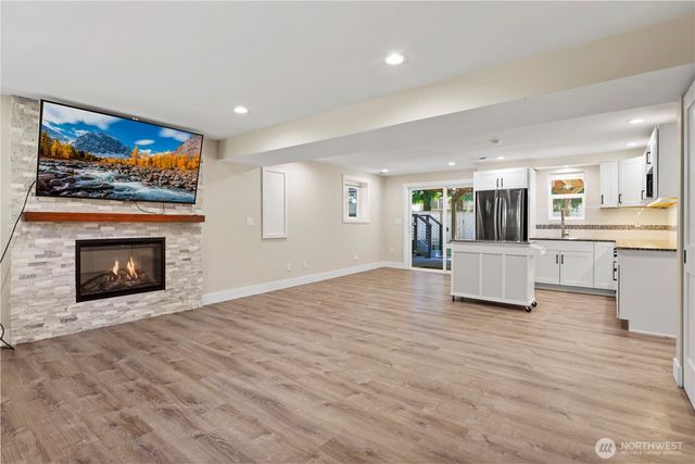 12100 105th Place NE, Kirkland, WA 98034