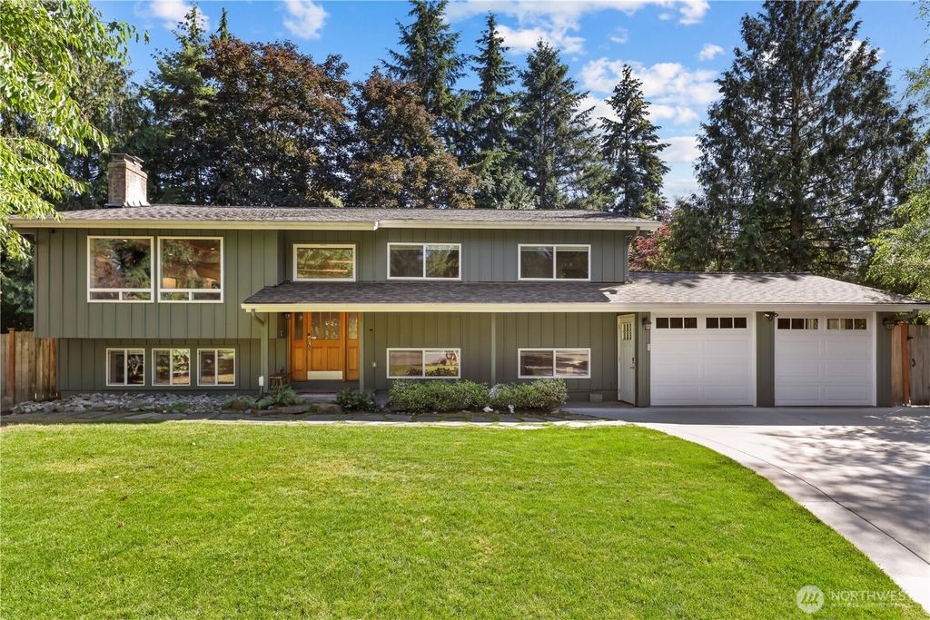 12100 105th Place NE, Kirkland, WA 98034