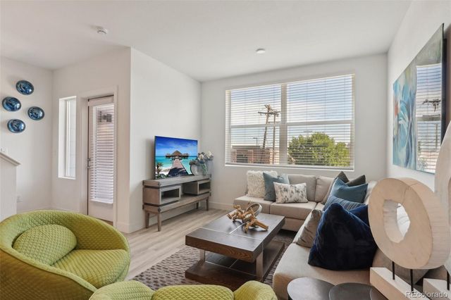 3601 S Huron Street B, Englewood, CO 80110