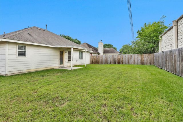 19526 Stillhouse Drive, Tomball, TX 77375