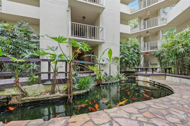 1719 NW 23RD AVENUE 3E, Gainesville, FL 32605