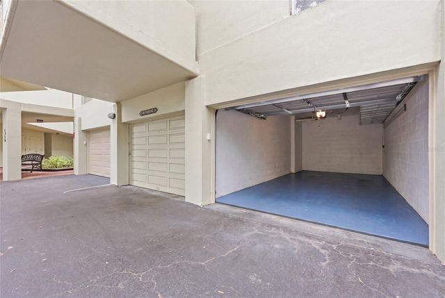 1719 NW 23RD AVENUE 3E, Gainesville, FL 32605