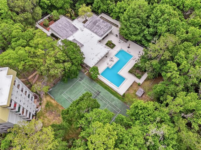 1719 NW 23RD AVENUE 3E, Gainesville, FL 32605