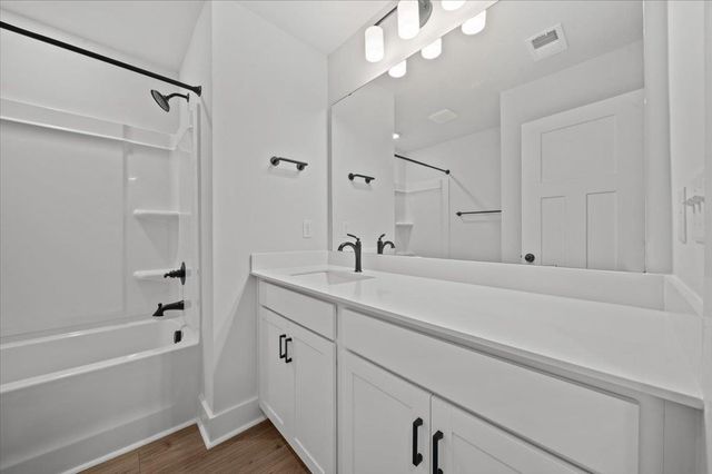 522 W Norvell Court, Spartanburg, SC 29307