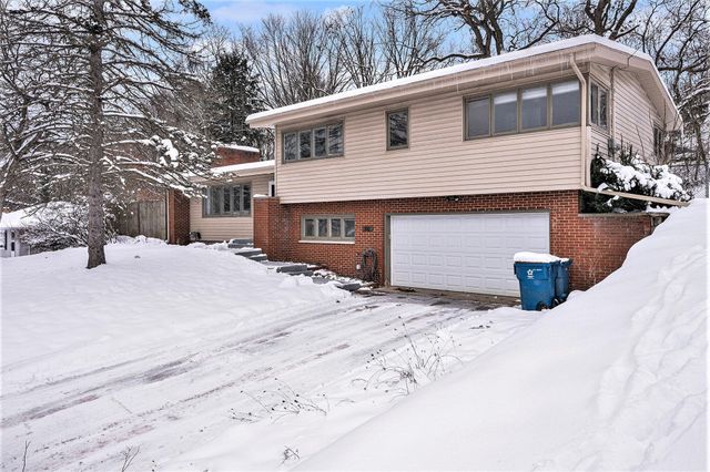 332 Espanola Avenue, Parchment City, MI 49004