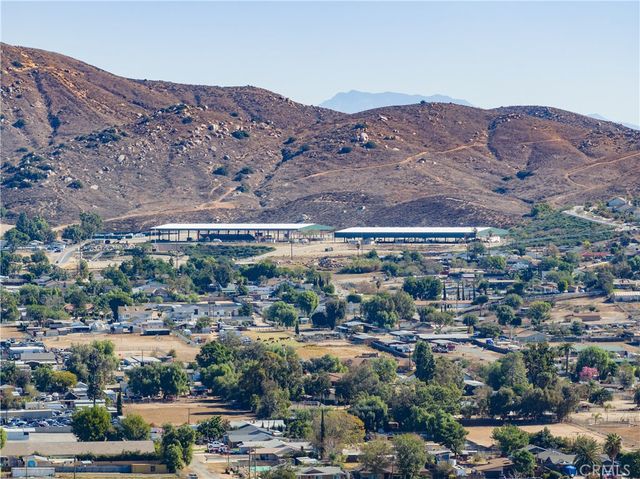 1100 6th St, Norco, CA 92860