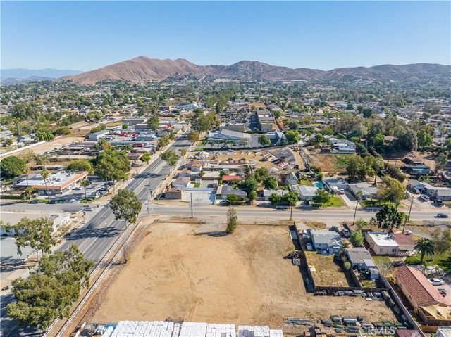 1100 6th St, Norco, CA 92860