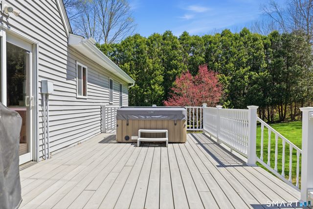 59 Oakwood Boulevard, Plainfield, CT 06374