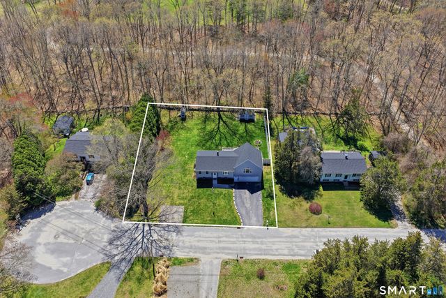59 Oakwood Boulevard, Plainfield, CT 06374