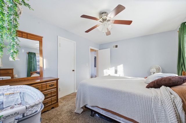 129 S Kokomo Ave, Derby, KS 67037