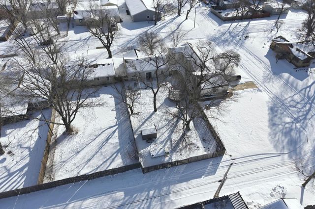 129 S Kokomo Ave, Derby, KS 67037