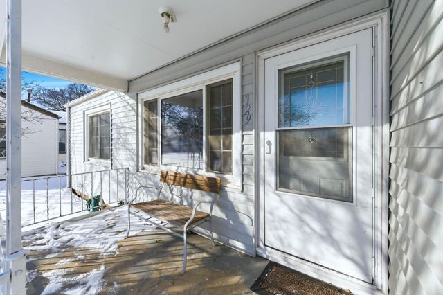 129 S Kokomo Ave, Derby, KS 67037