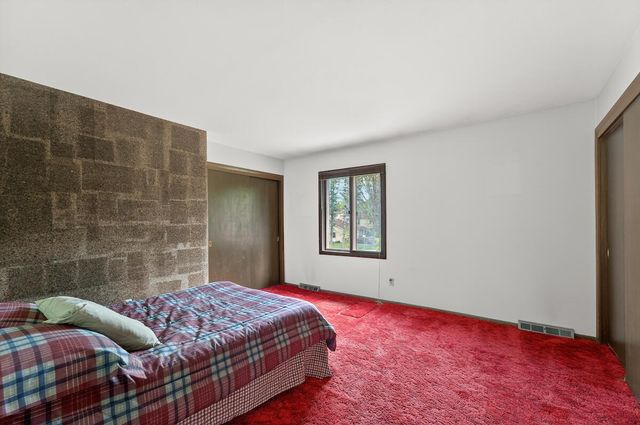 4332 Chekanoff DRIVE, Mount Pleasant, WI 53403