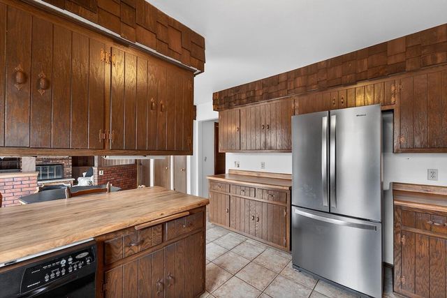 4332 Chekanoff DRIVE, Mount Pleasant, WI 53403