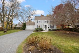 33 Melrose Avenue, Barrington, RI 02806