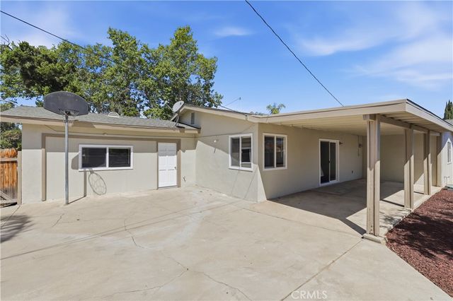 1375 N Chestnut, Rialto, CA 92376