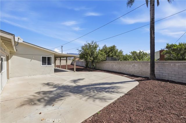 1375 N Chestnut, Rialto, CA 92376