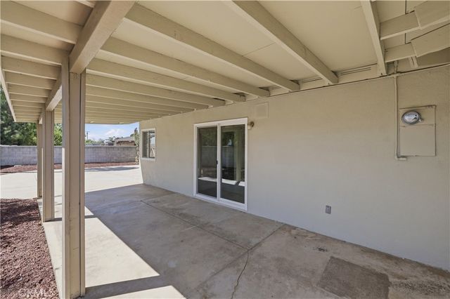 1375 N Chestnut, Rialto, CA 92376