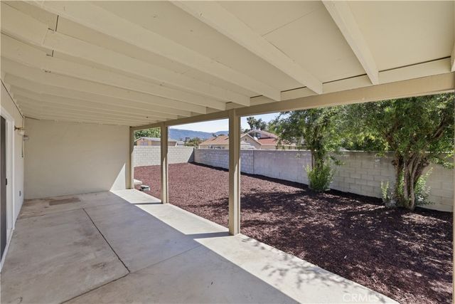 1375 N Chestnut, Rialto, CA 92376