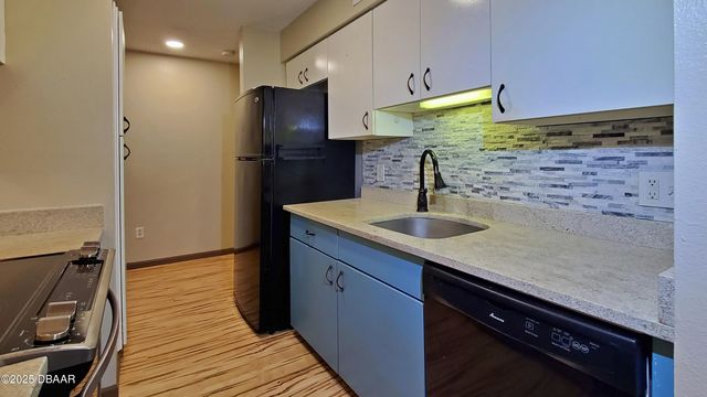 1401 S Palmetto Ave Apt 604, Daytona Beach, FL 32114