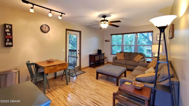 1401 S Palmetto Ave Apt 604, Daytona Beach, FL 32114
